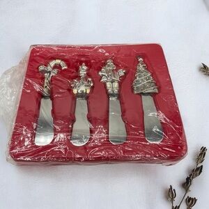 NIB VINTAGE HOLIDAY SPREADERS